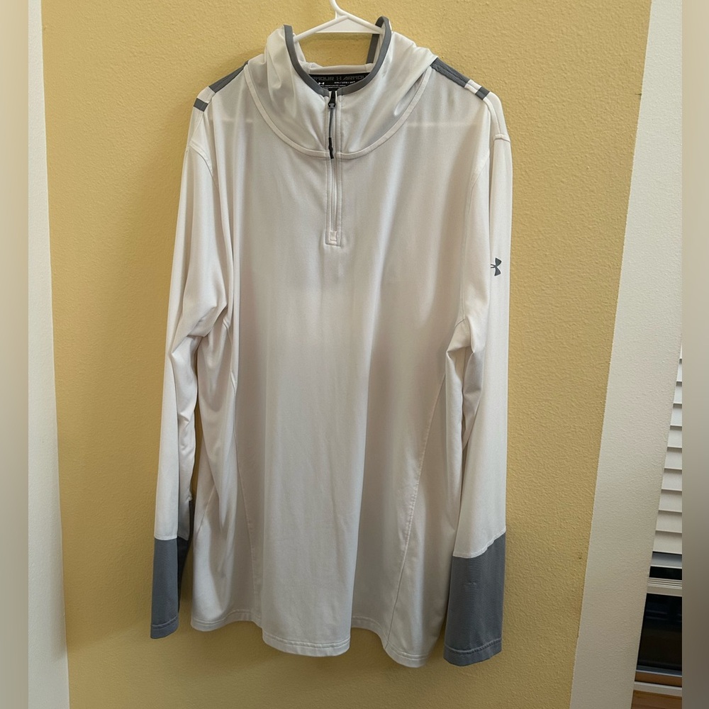 Under Armour Men's White and Gray Lightweight 1/4 Zip Hooded Pullover